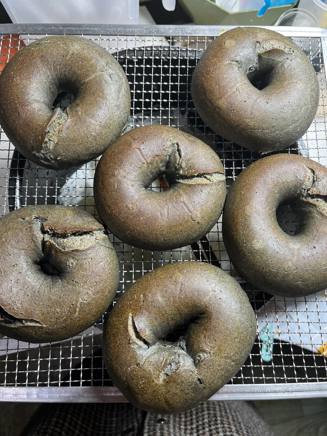双倍黑芝麻奶酥贝果🥯一起吃养生贝果吧