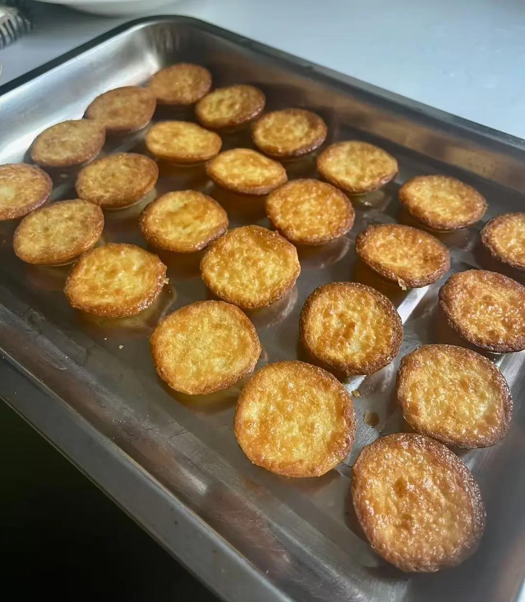 向全世界宣布这个黄油年糕巨巨巨…好吃