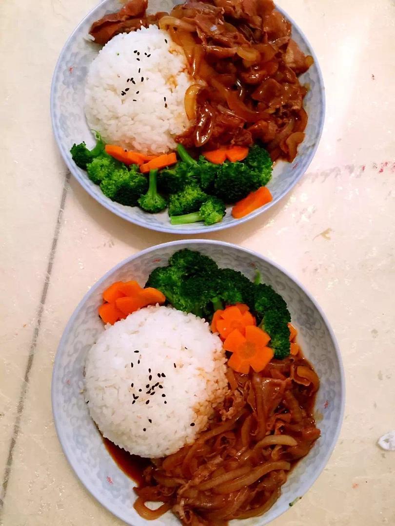 超好吃的肥牛饭