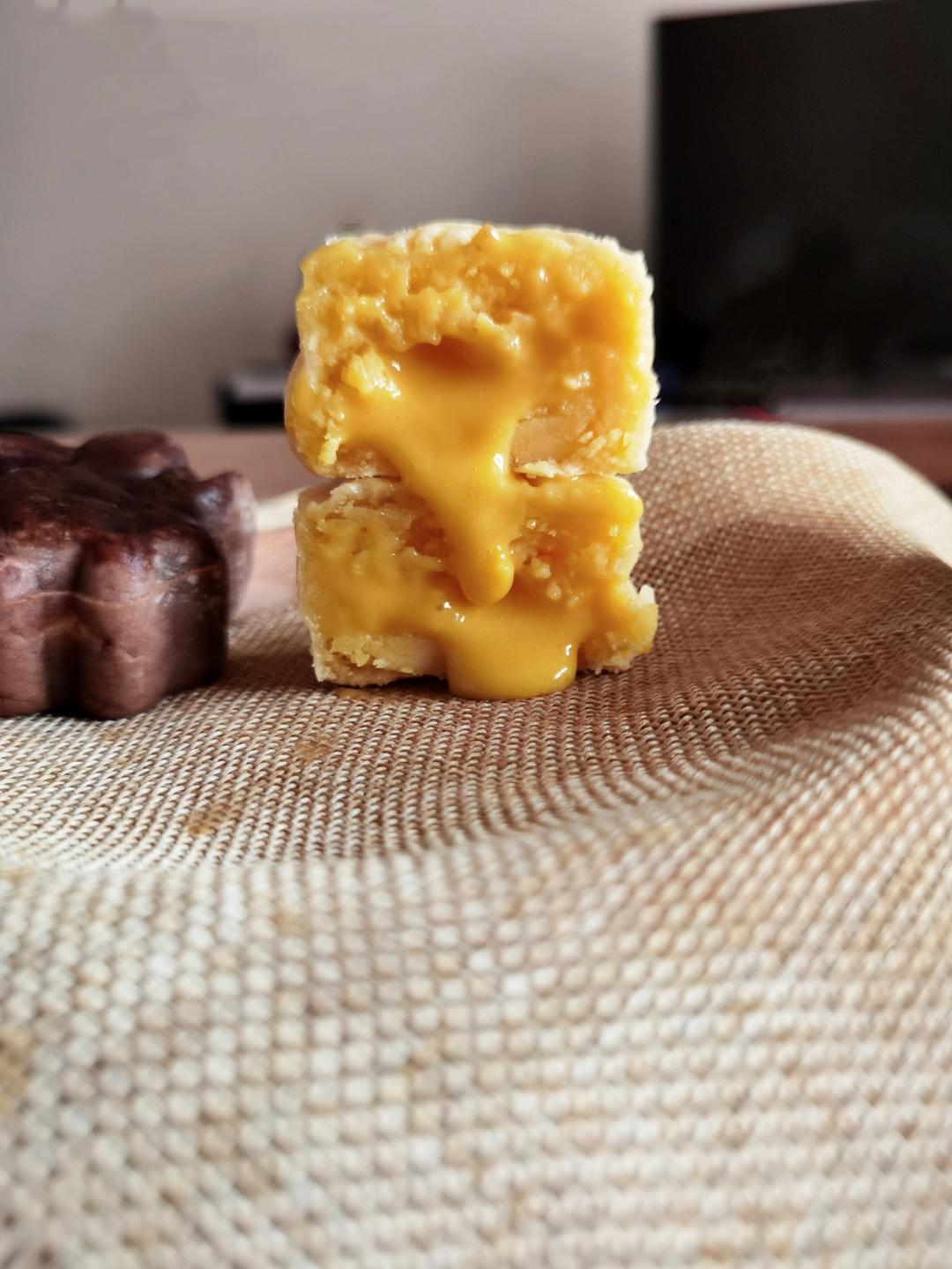 流心奶黄月饼（无吉士粉/转化糖浆版本）【曼食慢语】