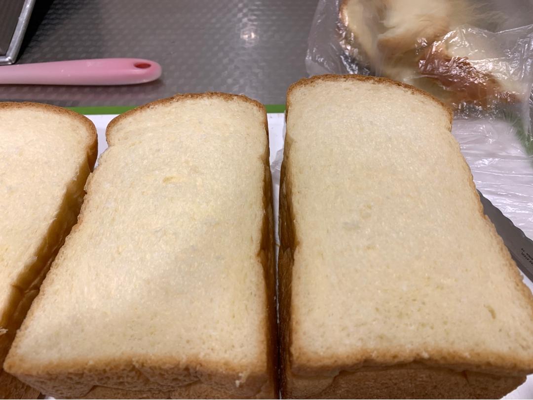 鸡蛋吐司