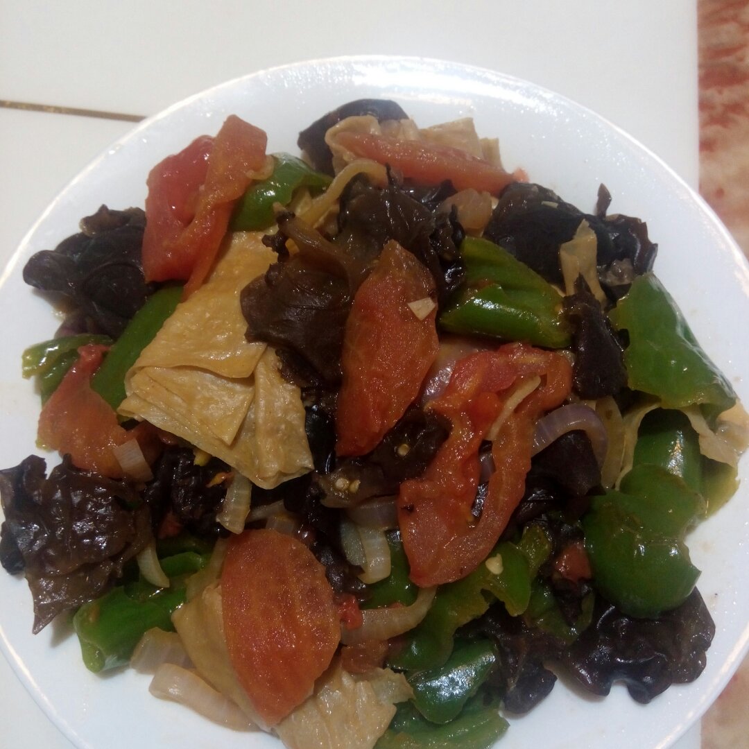 青椒木耳炒腐竹