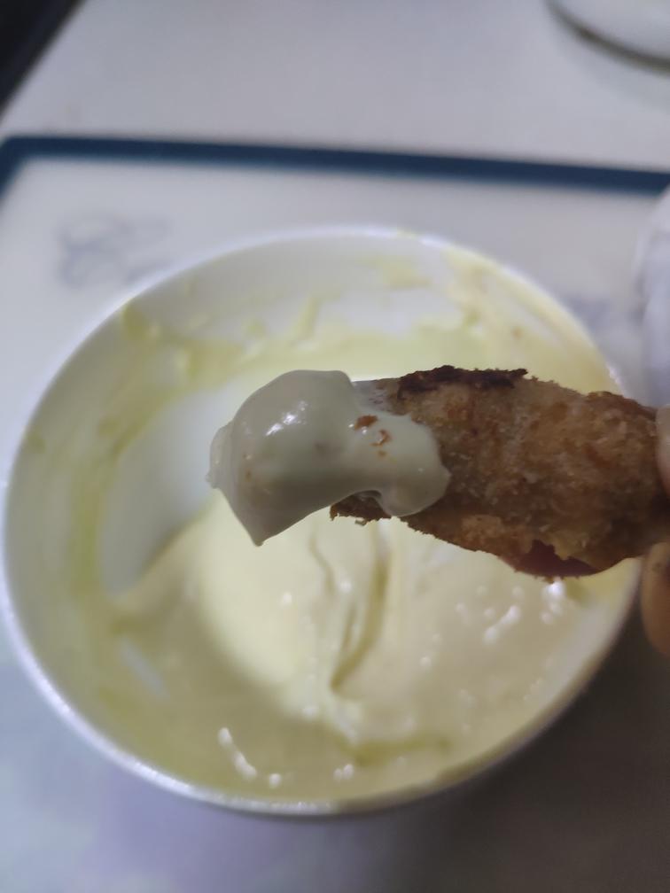 生酮炸鸡柳和炸鸡芥末酱