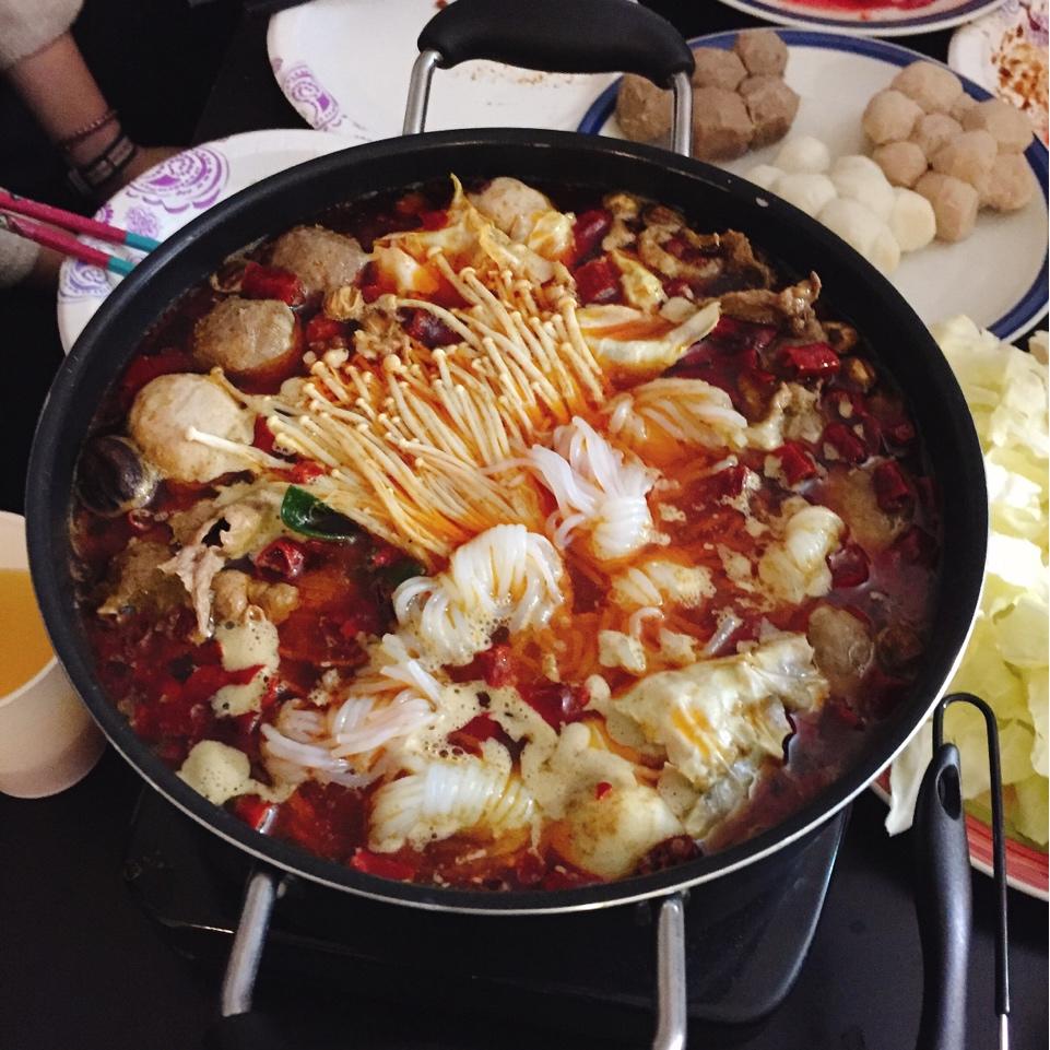williambaby做的自制麻辣重庆火锅
