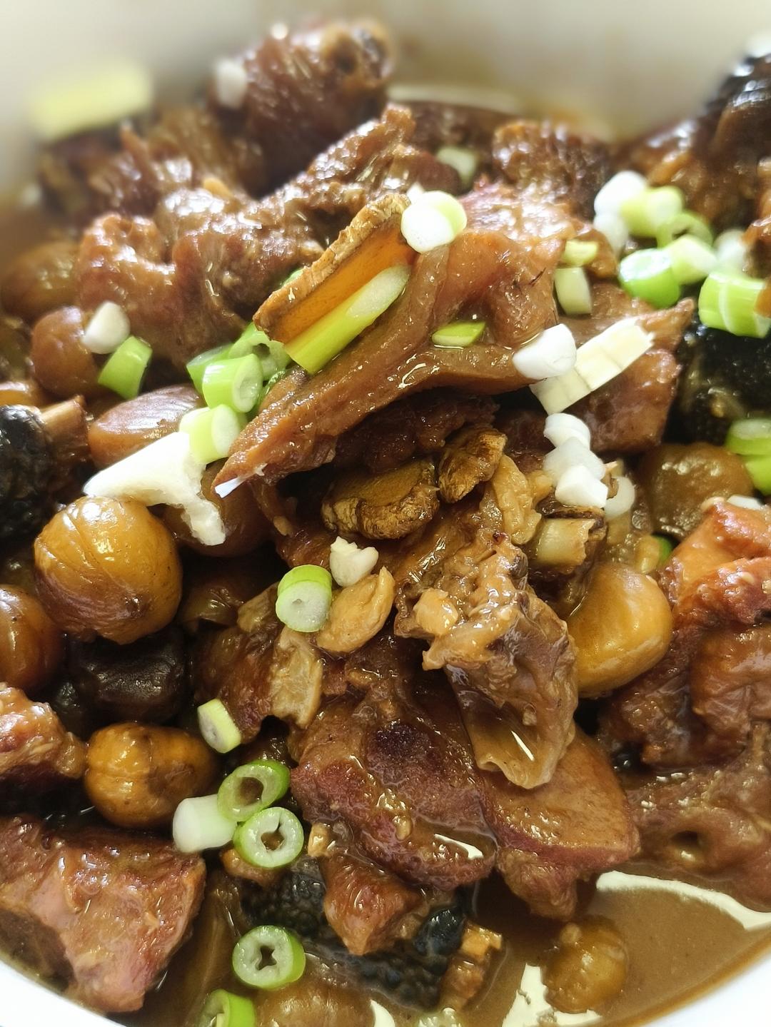 北鼎焖焗锅食谱｜栗子焖鸡