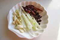干锅菜花的做法 步骤2