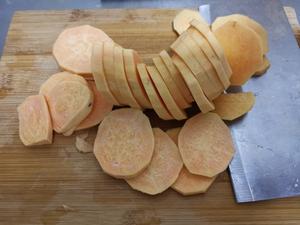 快手--烤地瓜片，土豆片的做法 步骤2