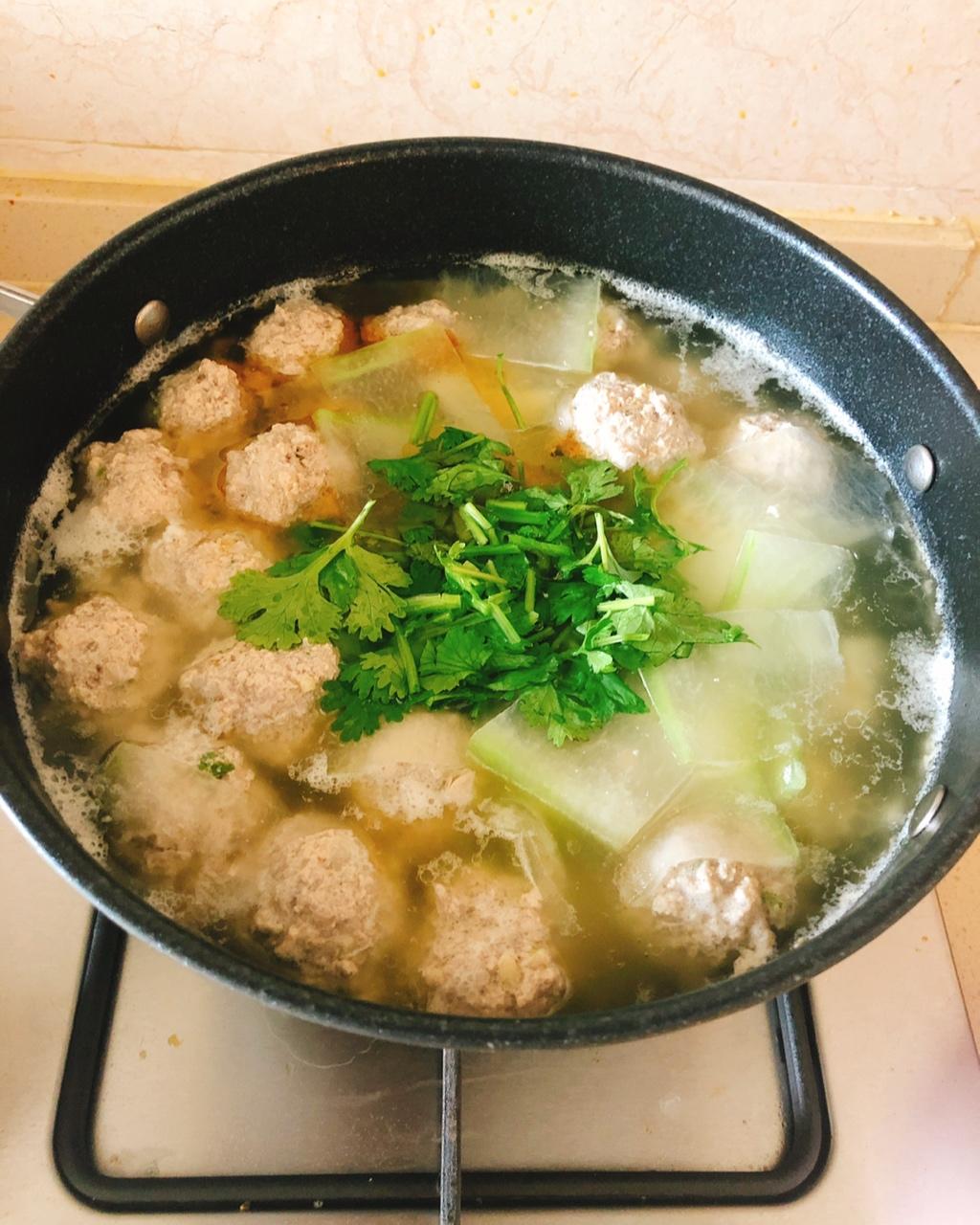 冬瓜汆丸子汤