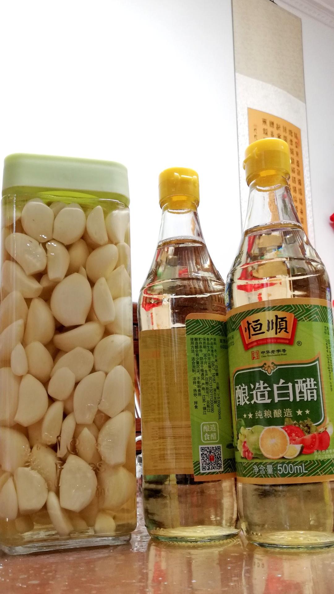 腊八蒜快速变绿  解油腻神器