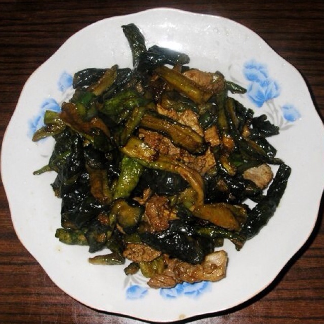 吃货叶子做的黄瓜钱炒土豆干