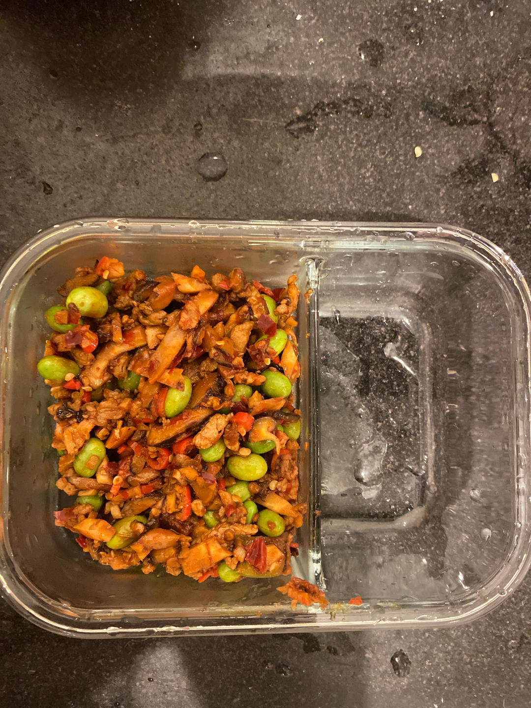 超级下饭的毛豆炒肉沫，比凉拌毛豆香