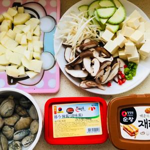 韩国大酱汤的做法 步骤4
