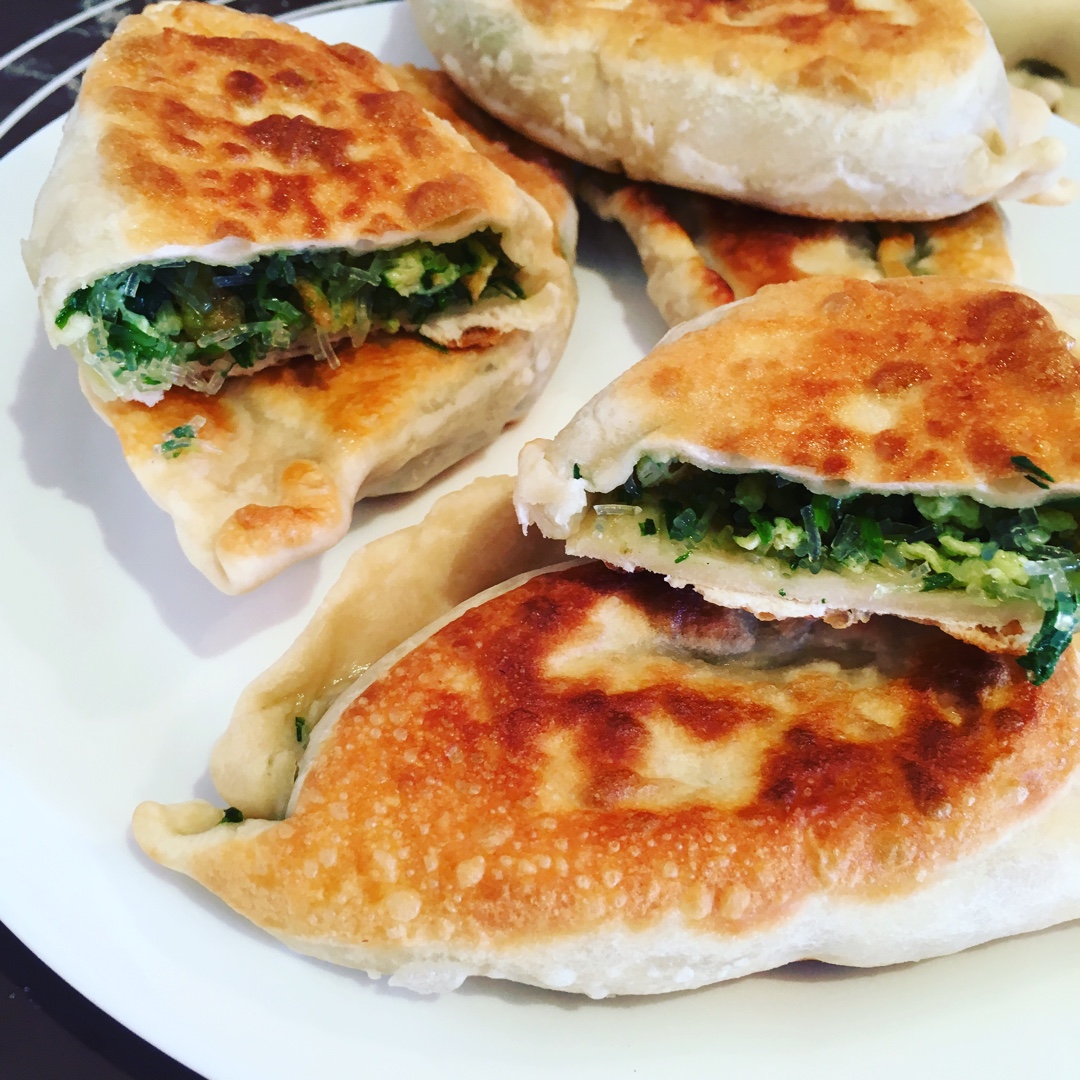 kumiko顽张做的韭菜盒子chineseleekandeggpasty