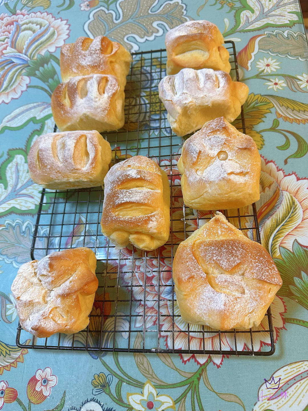 软到不知所措的牛奶卷