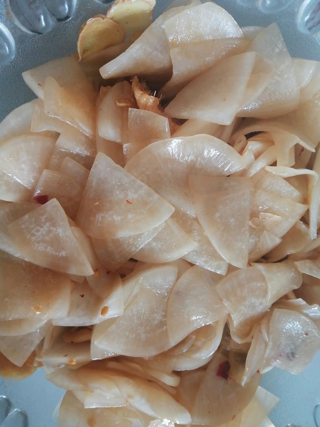 超级简单清脆淹萝卜