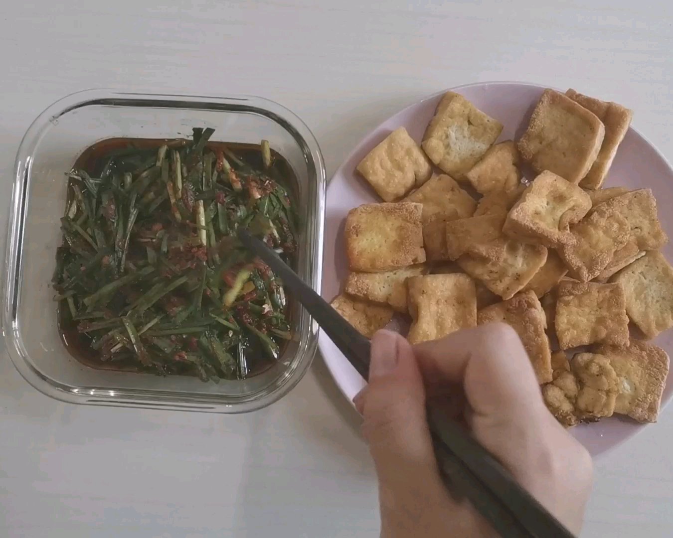 【韩式拌韭菜】简单 味鲜的做法 步骤4