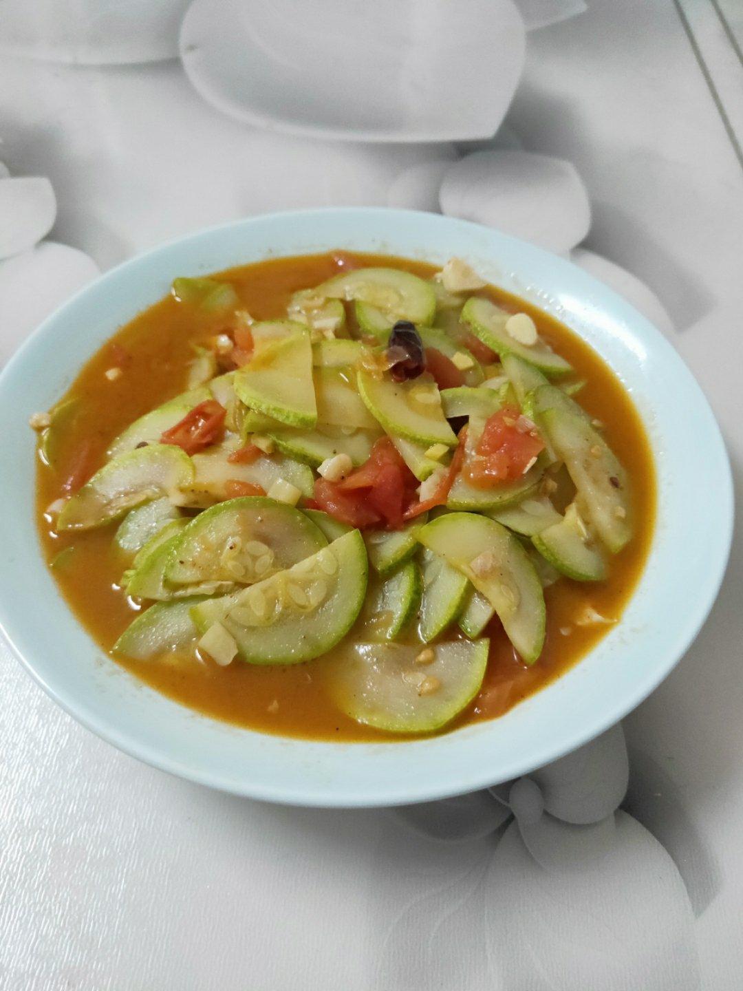 西红柿炒西葫芦