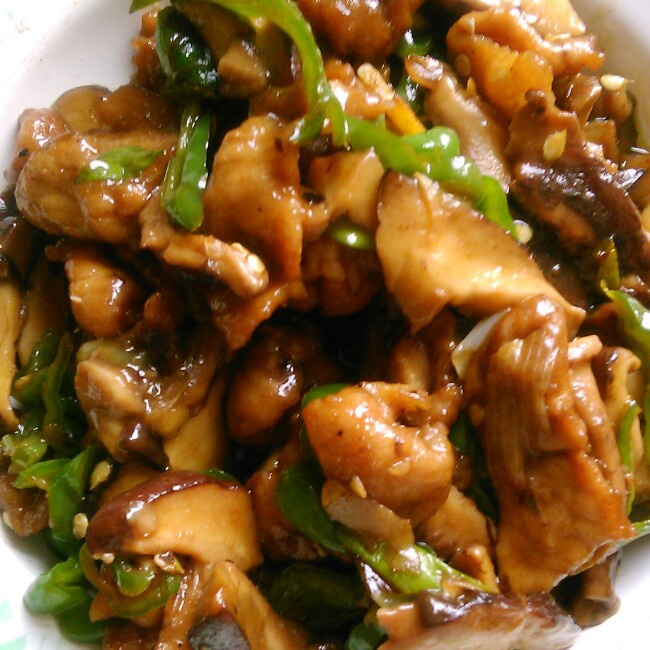 香菇炒肉，超级下饭哦