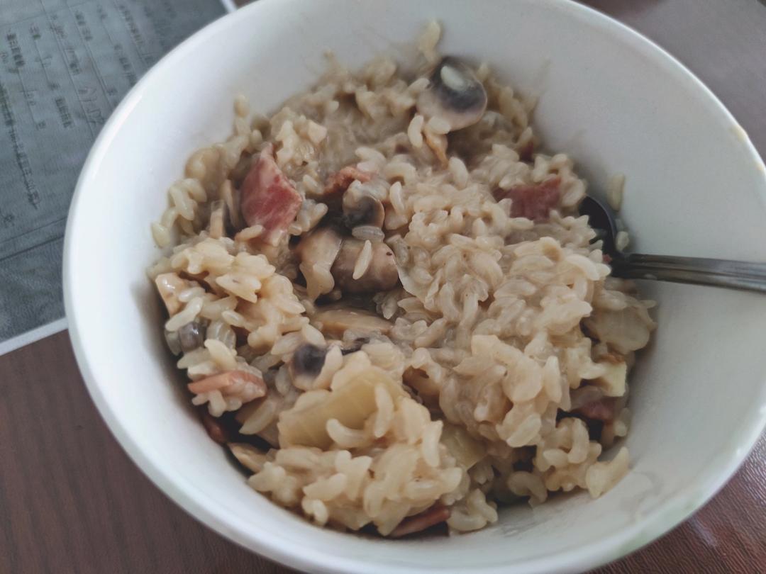 鸡汁牛肝菌烩饭