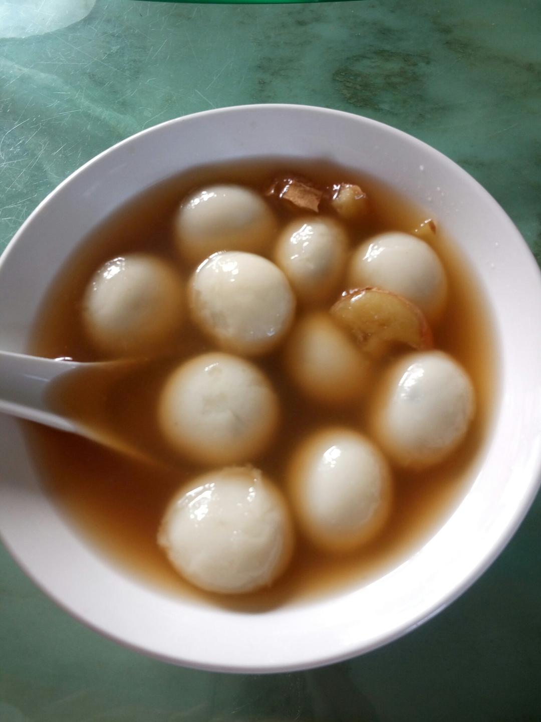 小梅子c做的红糖姜水汤圆