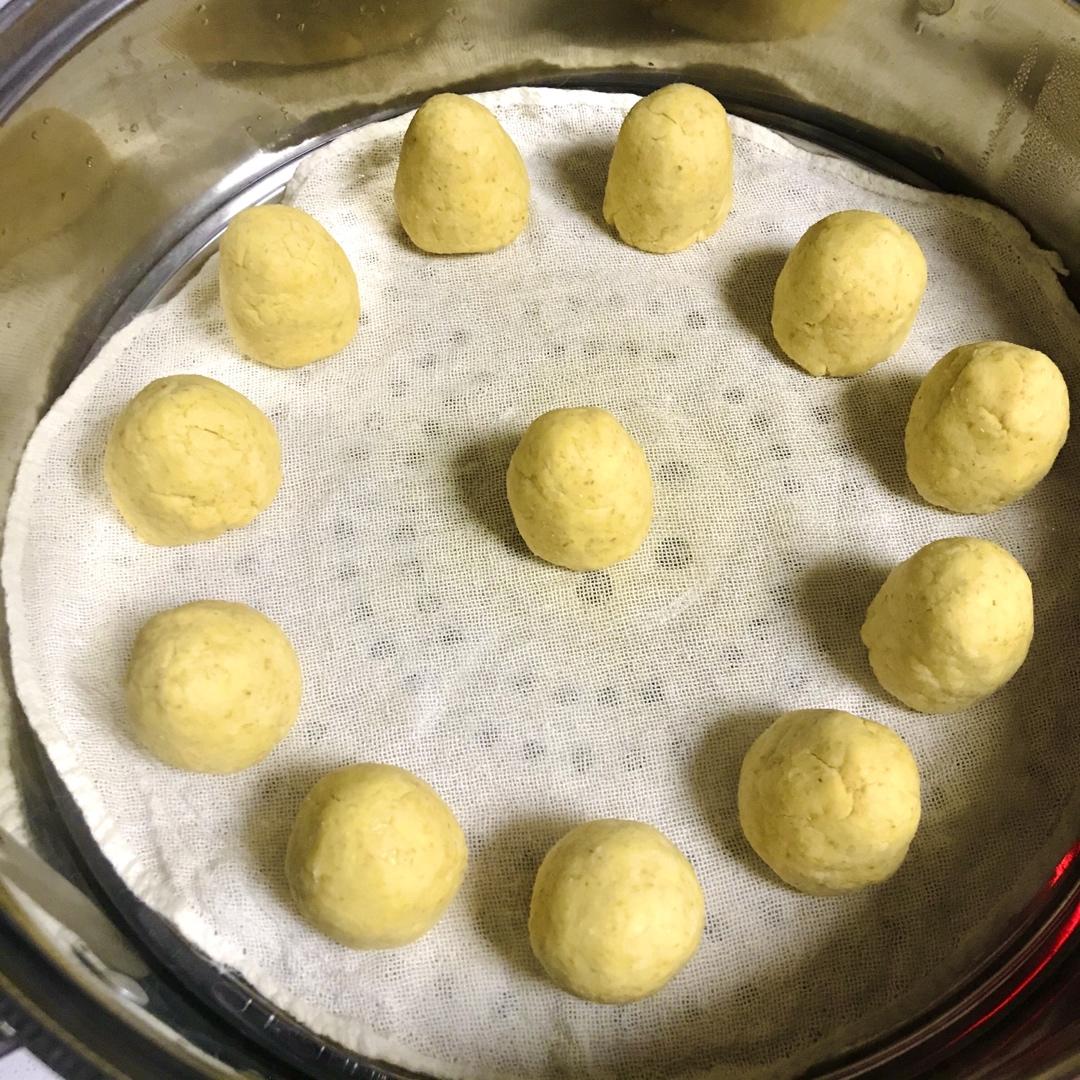 豆渣窝窝头