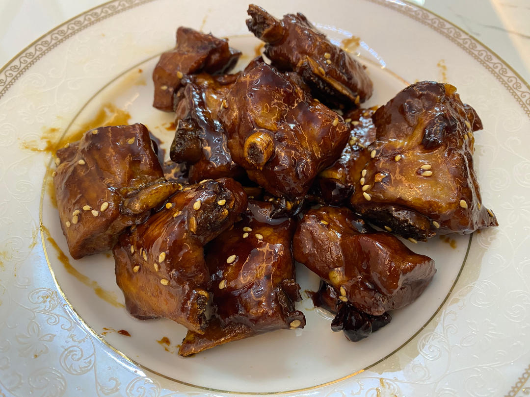 零失败的“糖醋排骨”黄金配比酱汁