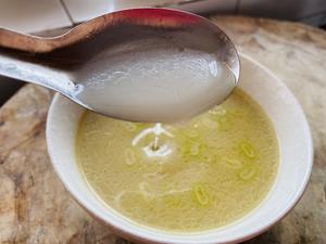 健脾祛湿的茯苓扁豆鲫鱼汤的做法 步骤6