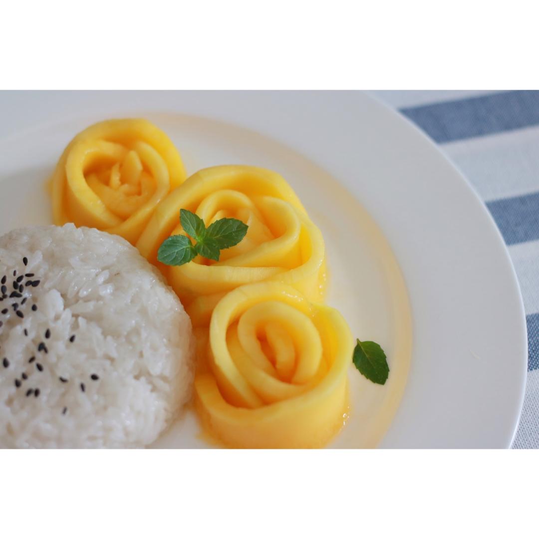 椰浆芒果糯米饭