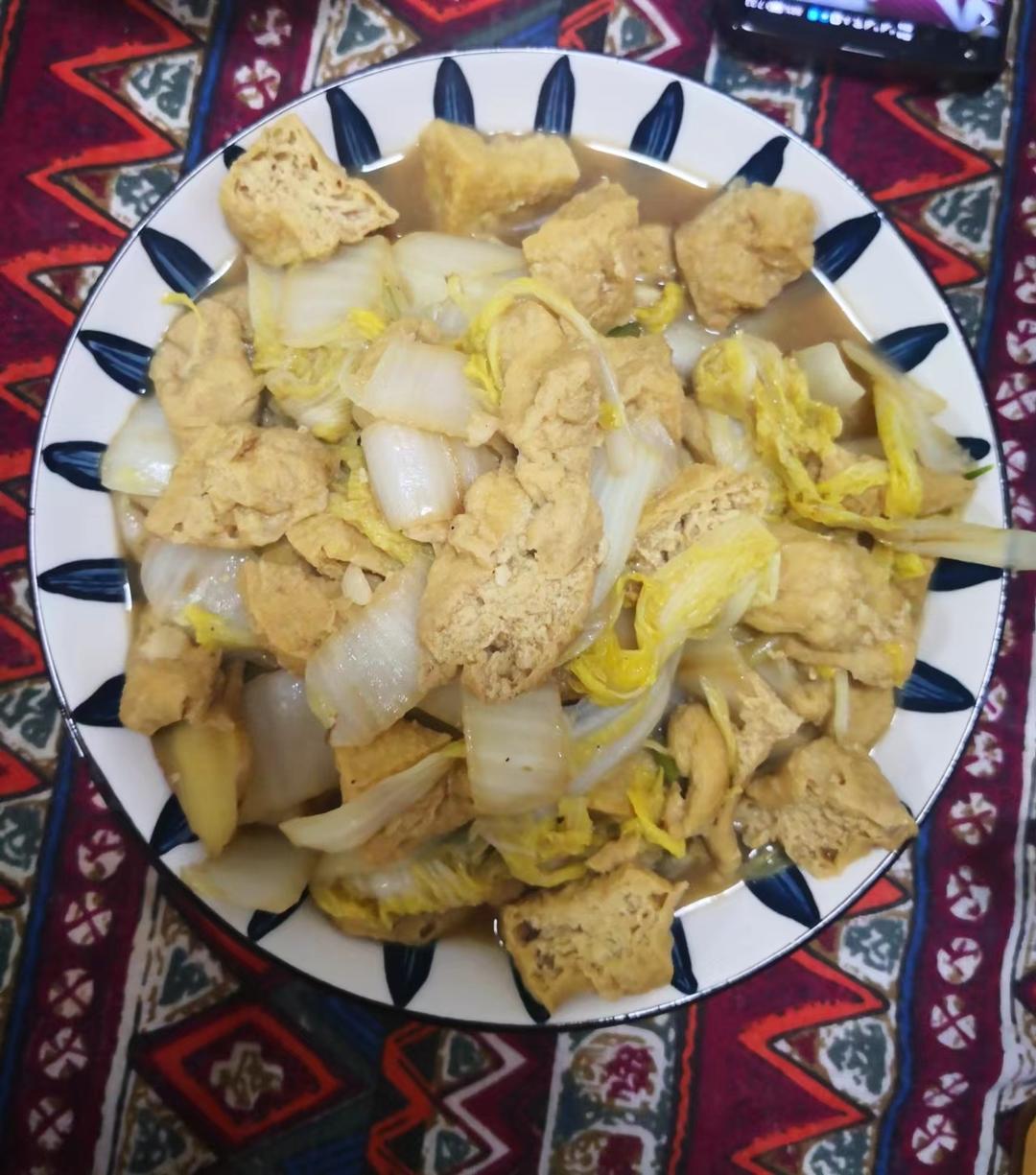 油豆腐焖娃娃菜