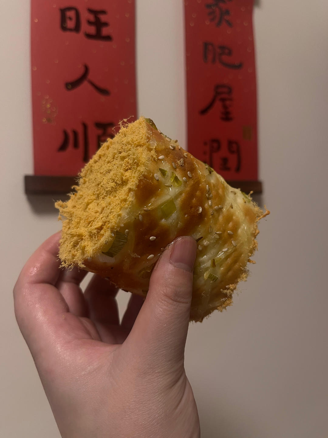 复刻面包店爆款「香葱肉松面包卷」在家就能轻松做