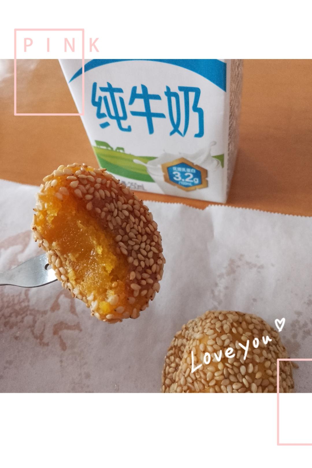 免油炸！秋日小甜品👉糯叽叽的南瓜芝麻球！