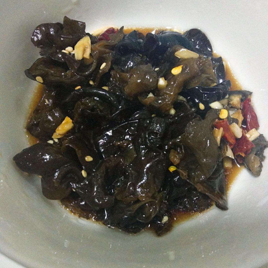 凉拌爽脆木耳