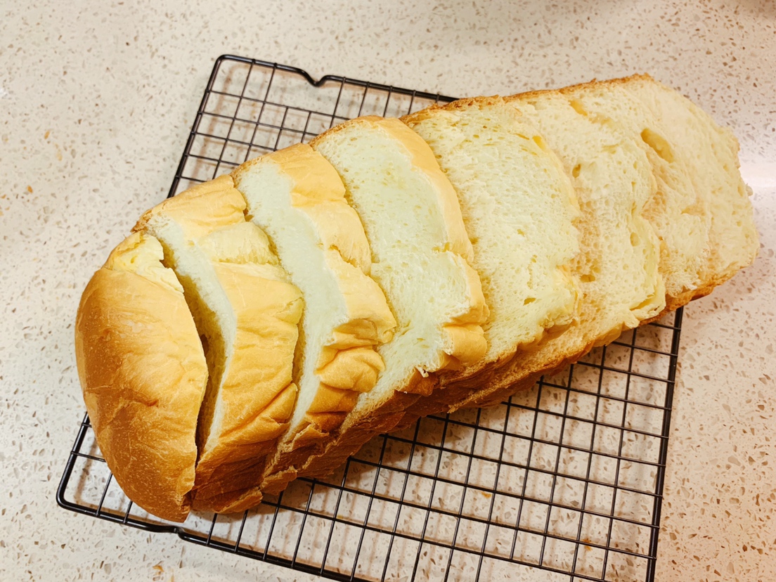 松软面包～面包机一键做的做法