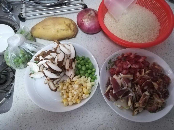 电饭锅版腊肠焖饭