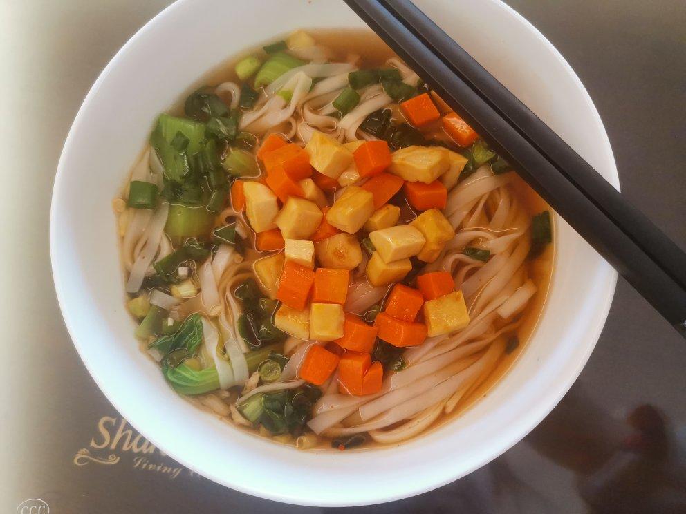 酸汤面