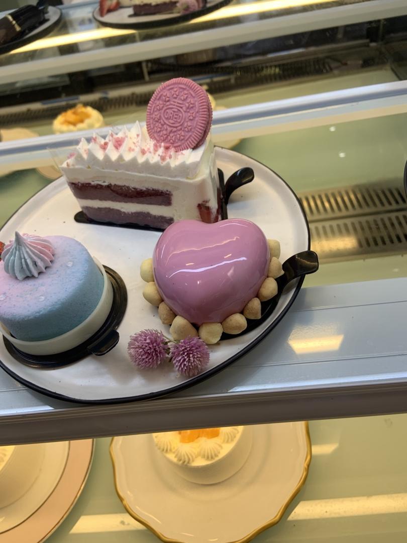 啦啦啦5211做的镜面淋面慕斯蛋糕