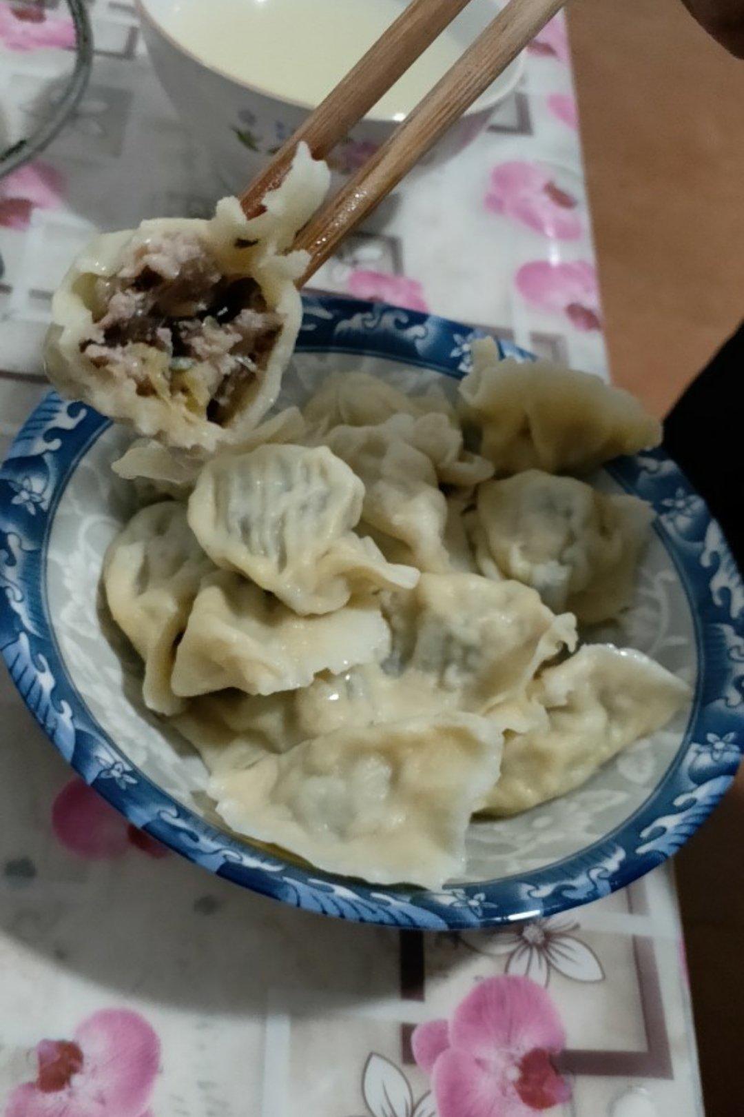 酸菜饺子