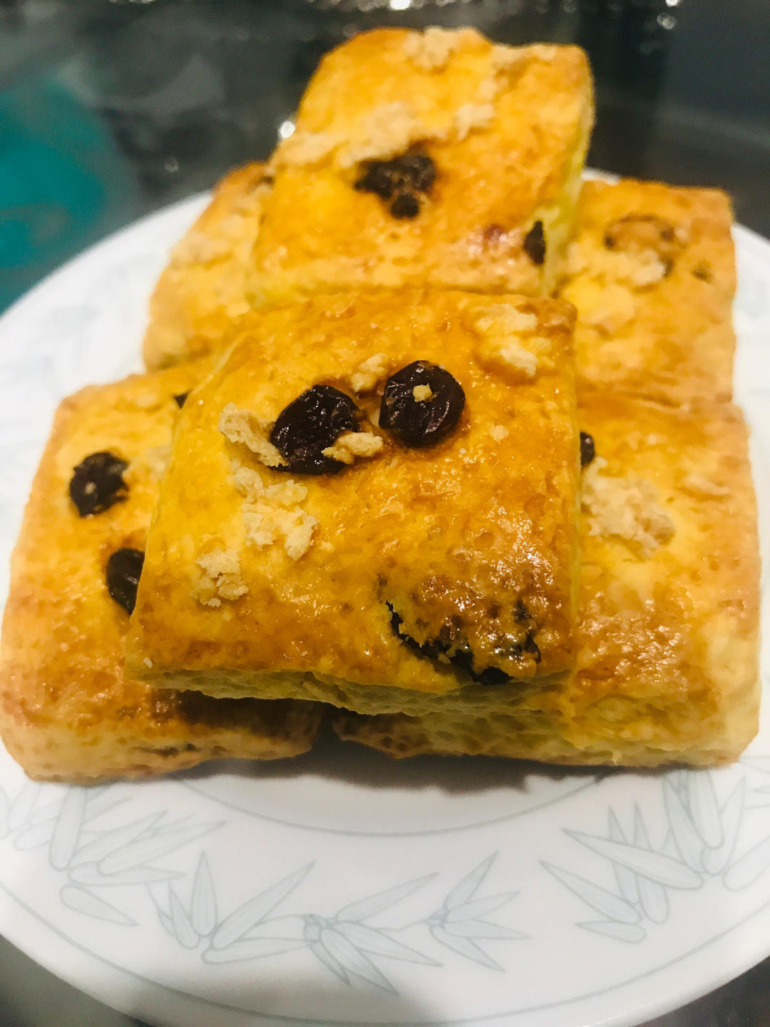 满屋飘香，口口都是满足——酥松香甜的蔓越莓蜜豆司康