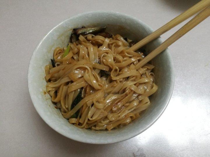 10分钟搞定的一碗葱油拌面