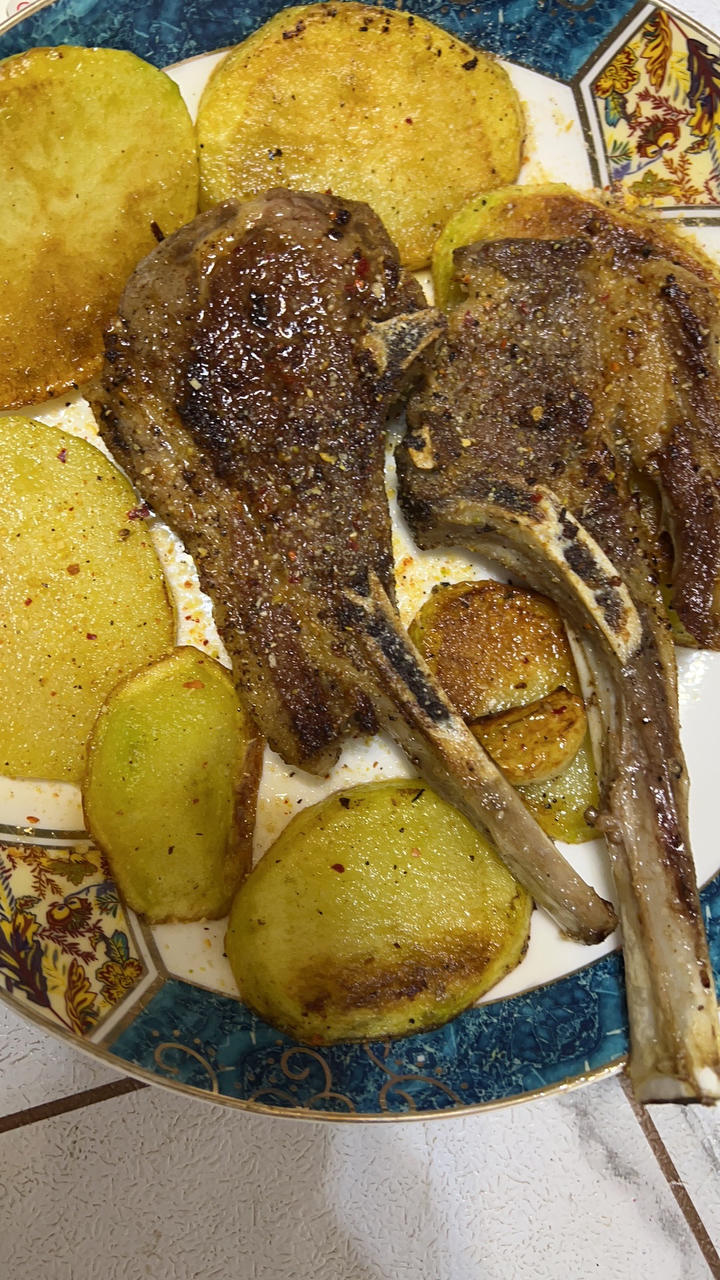 黑椒煎法式小羊排