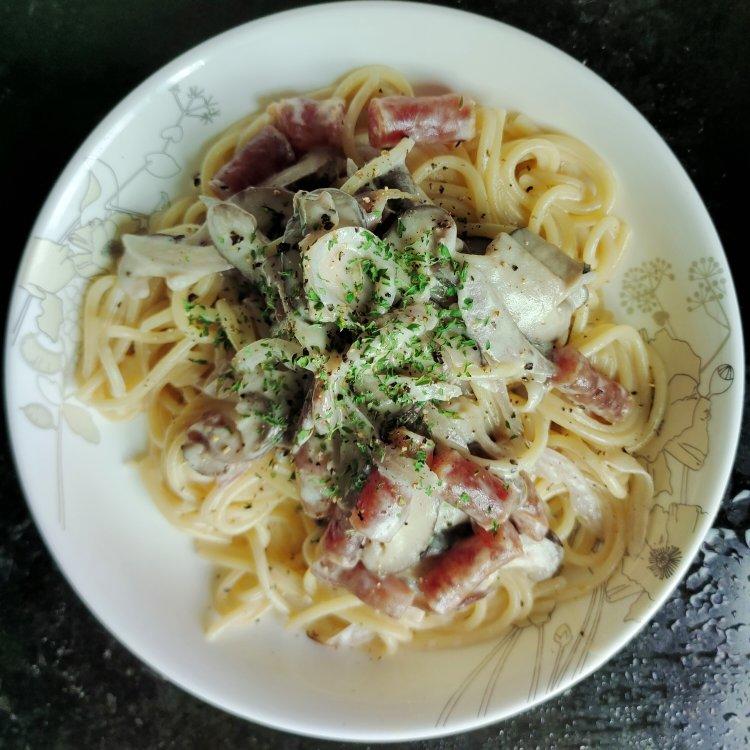 奶油培根意大利面 - Creamy Beacon Linguine
