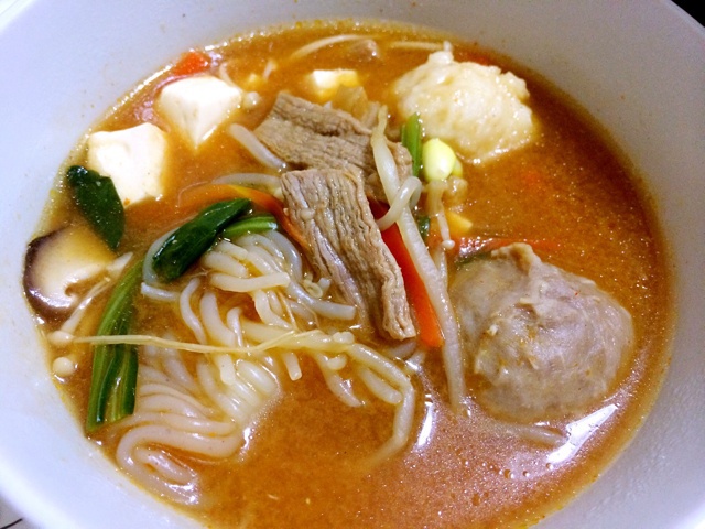 韩式牛肉辣酱汤