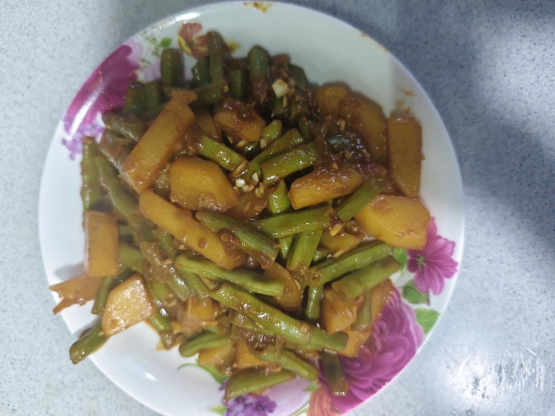 土豆炖豆角