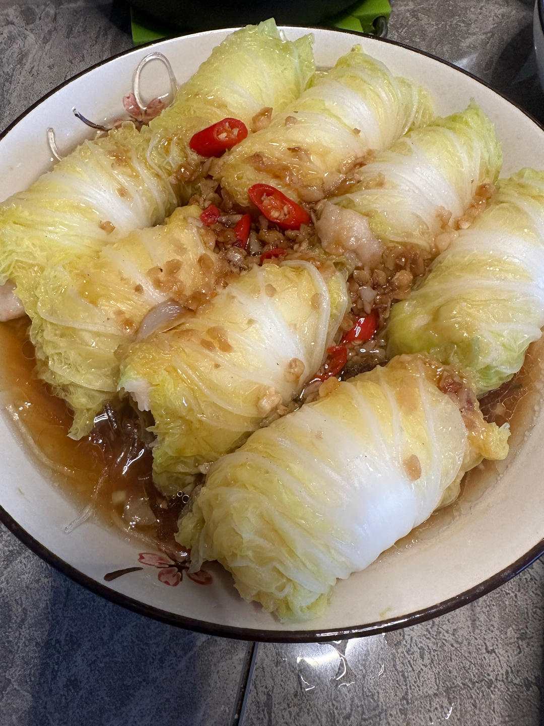 清淡却下饭的虾滑白菜卷，打赌你吃一次就忘不了！