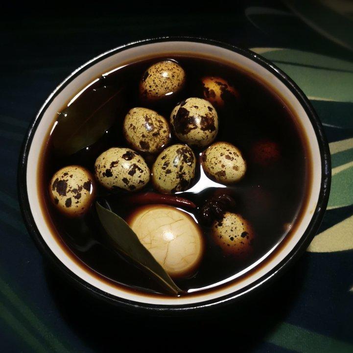 五香卤鹌鹑蛋