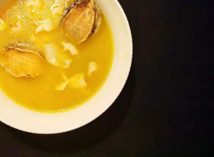 金汤花胶鲍鱼鸡汤