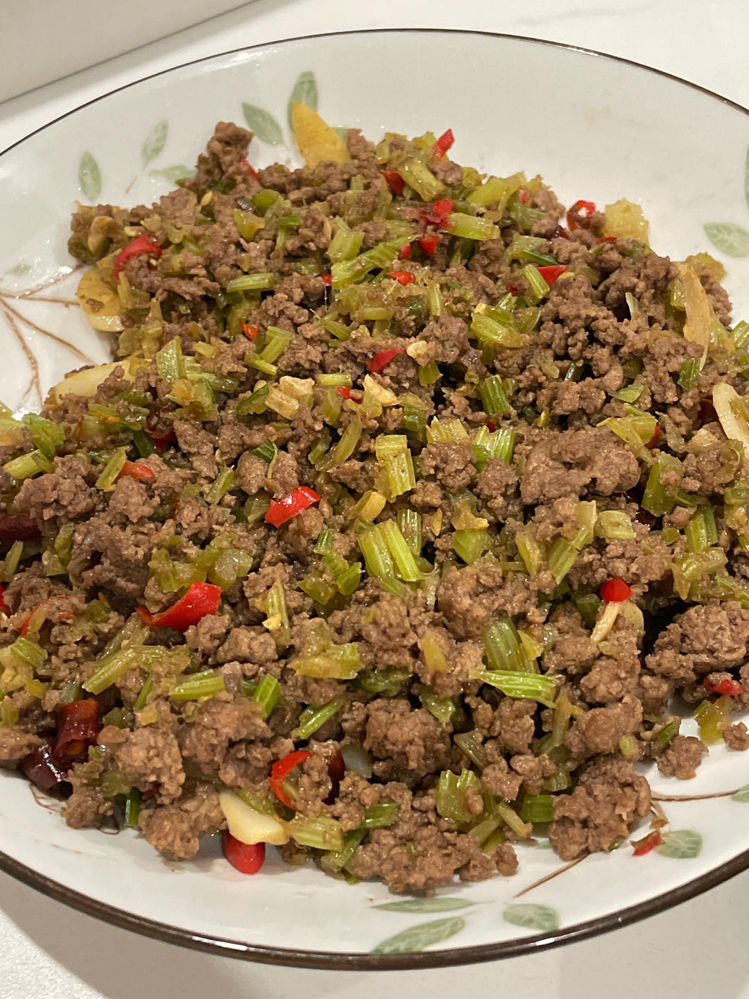 芹菜牛肉末「下饭神器」