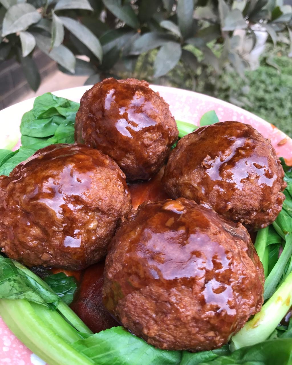 四喜丸子/红烧狮子头 Chinese Meatballs