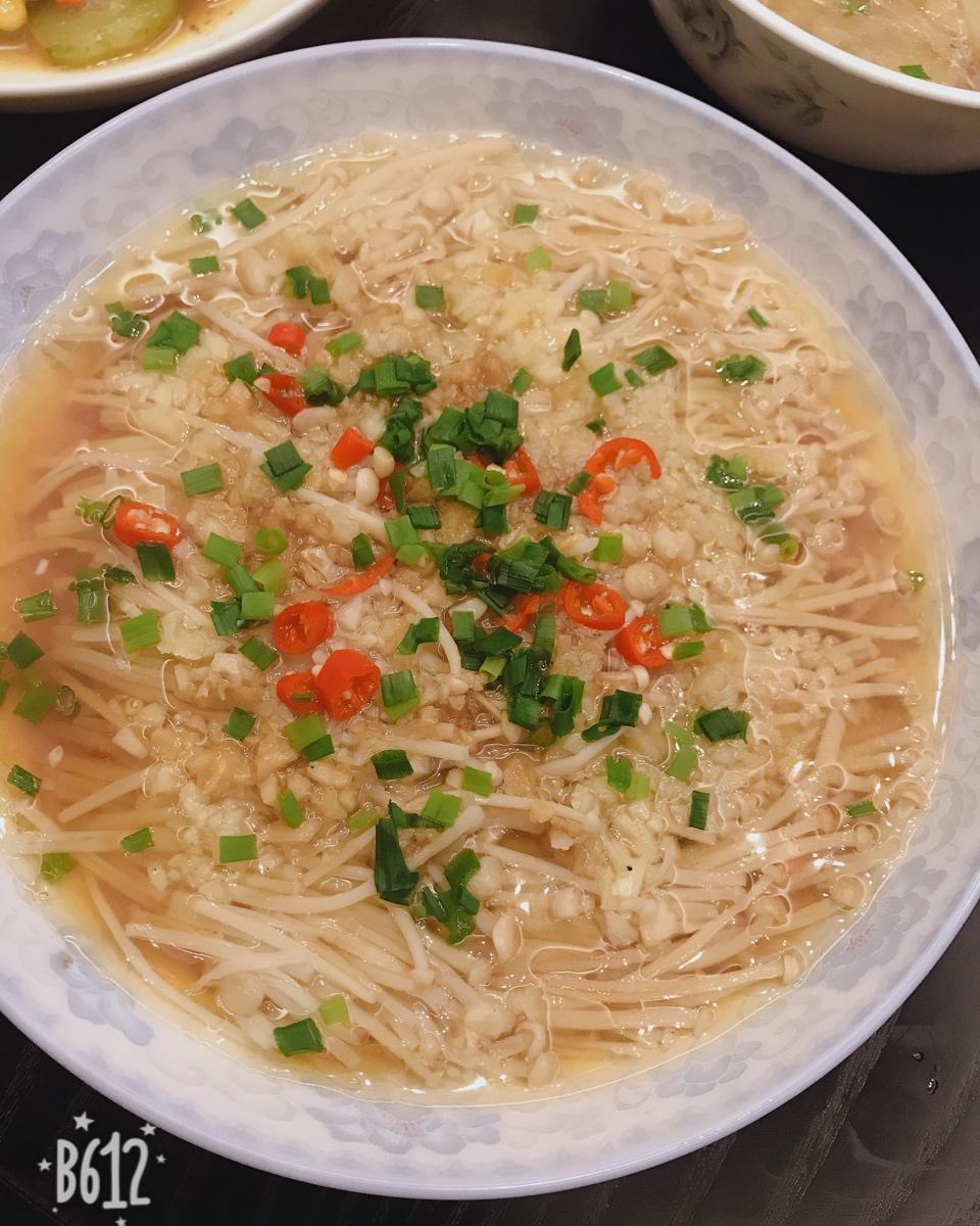 蒜蓉蒸金针菇