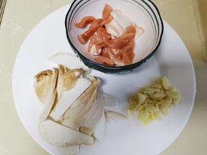 四季豆杏鲍菇炒肉片的做法 步骤2